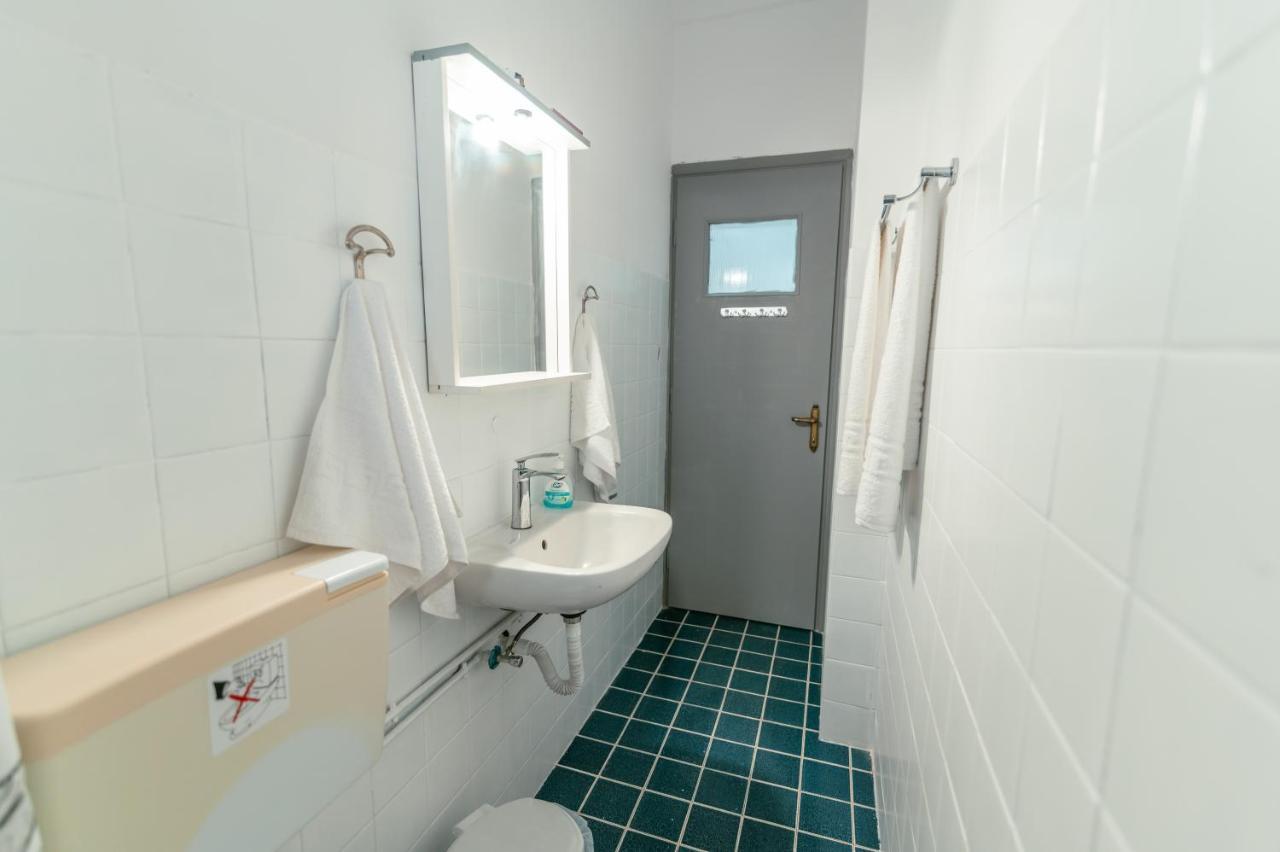 Kuburno House - Spacious - Close To The Beach Apartment คอสทาวน์ ภายนอก รูปภาพ
